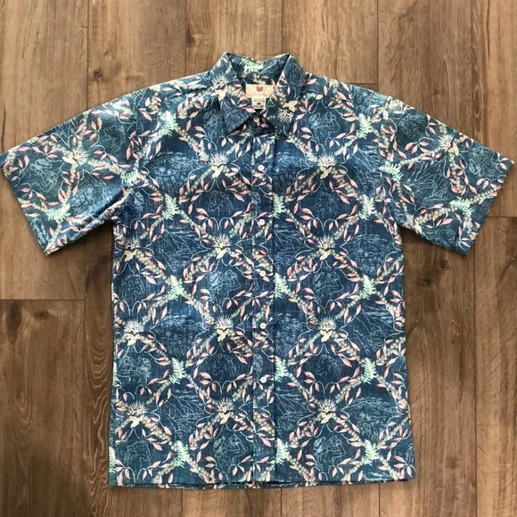 NWOT! - THEO LOGO SHOP Horse Print Hawaiian Shirt - Picture 1 of 8